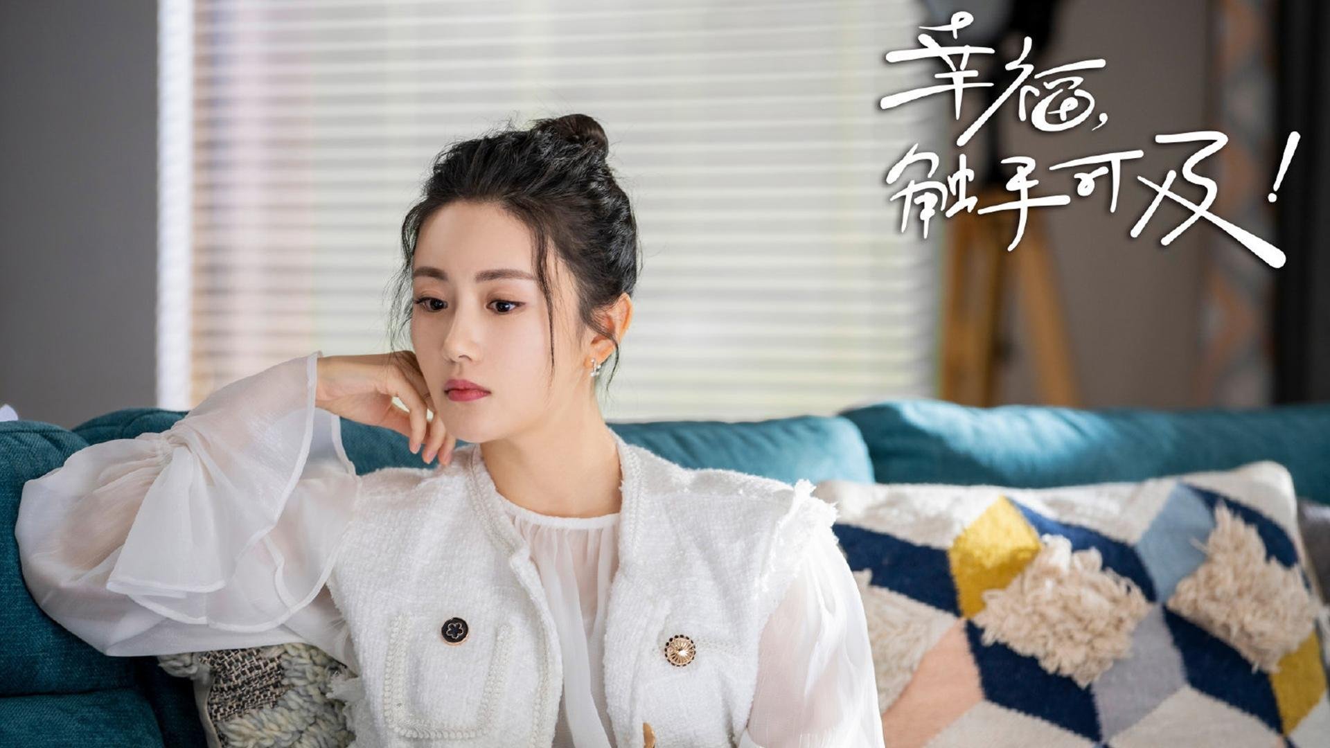 九游游戏中心官网-比赛中球员们发挥出色，向观众展示激烈竞争，在比赛中发挥