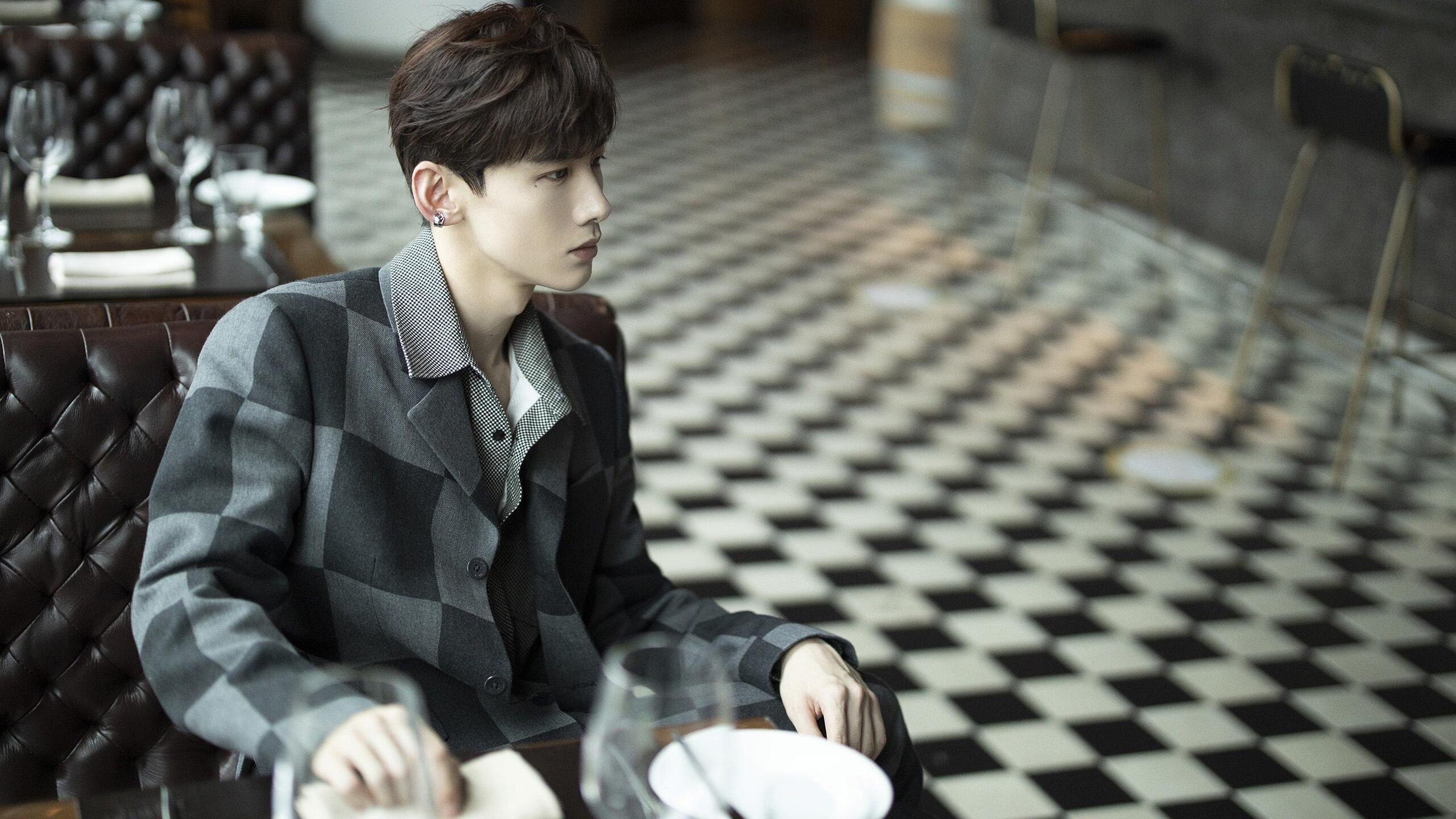 九游娱乐官网 (jiuyou)-“美洲狮队奋勇拼搏，征战橄榄球冠军锦标赛”