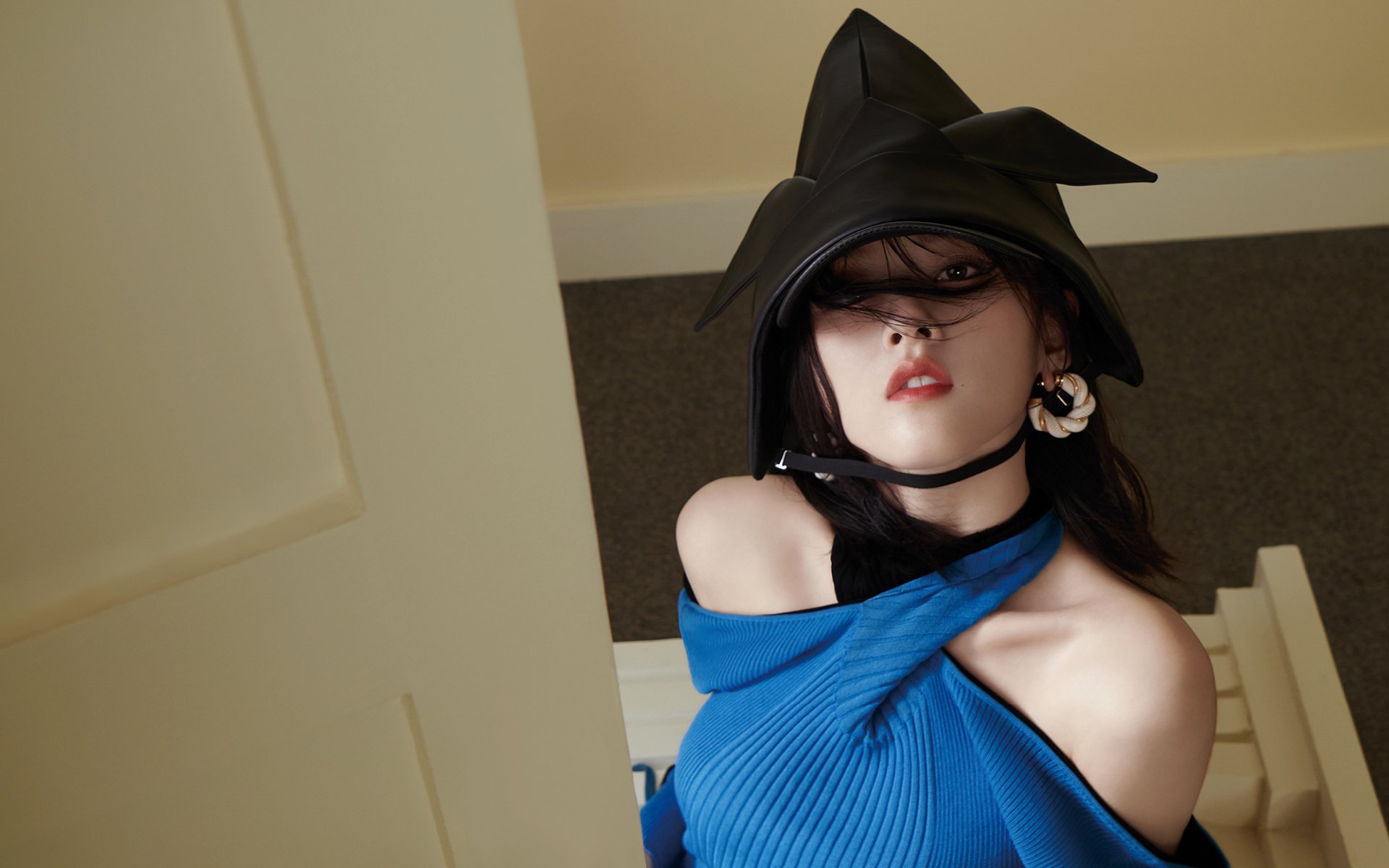 JIU YOU GAME-主帅指导个别球员专项训练提升其在比赛中的专属能力，球队主帅是教练吗