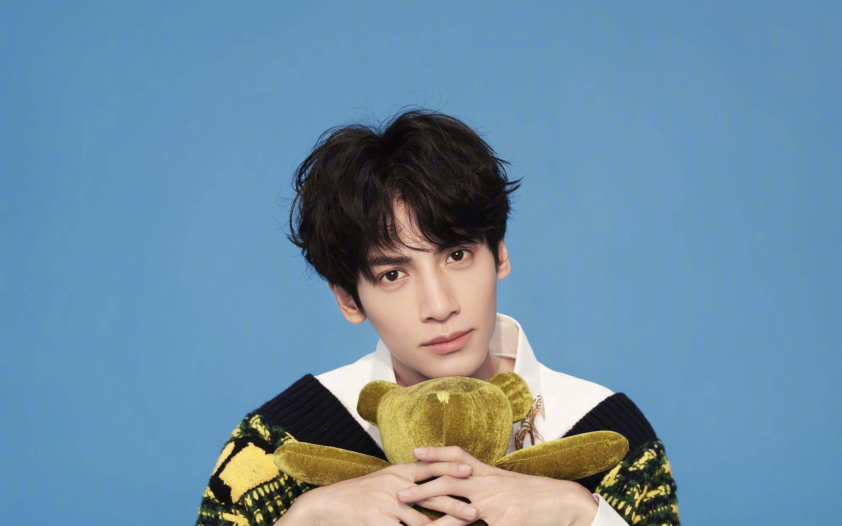 九游9游-火箭连续抢断打出节奏成功限制对方传导球，火箭终止连败